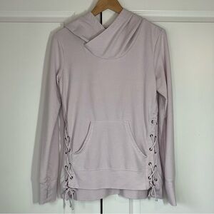 Brisas Women's Lilac/Light Purple Lace-Up Sides Hoodie Sweatshirt - Size Small